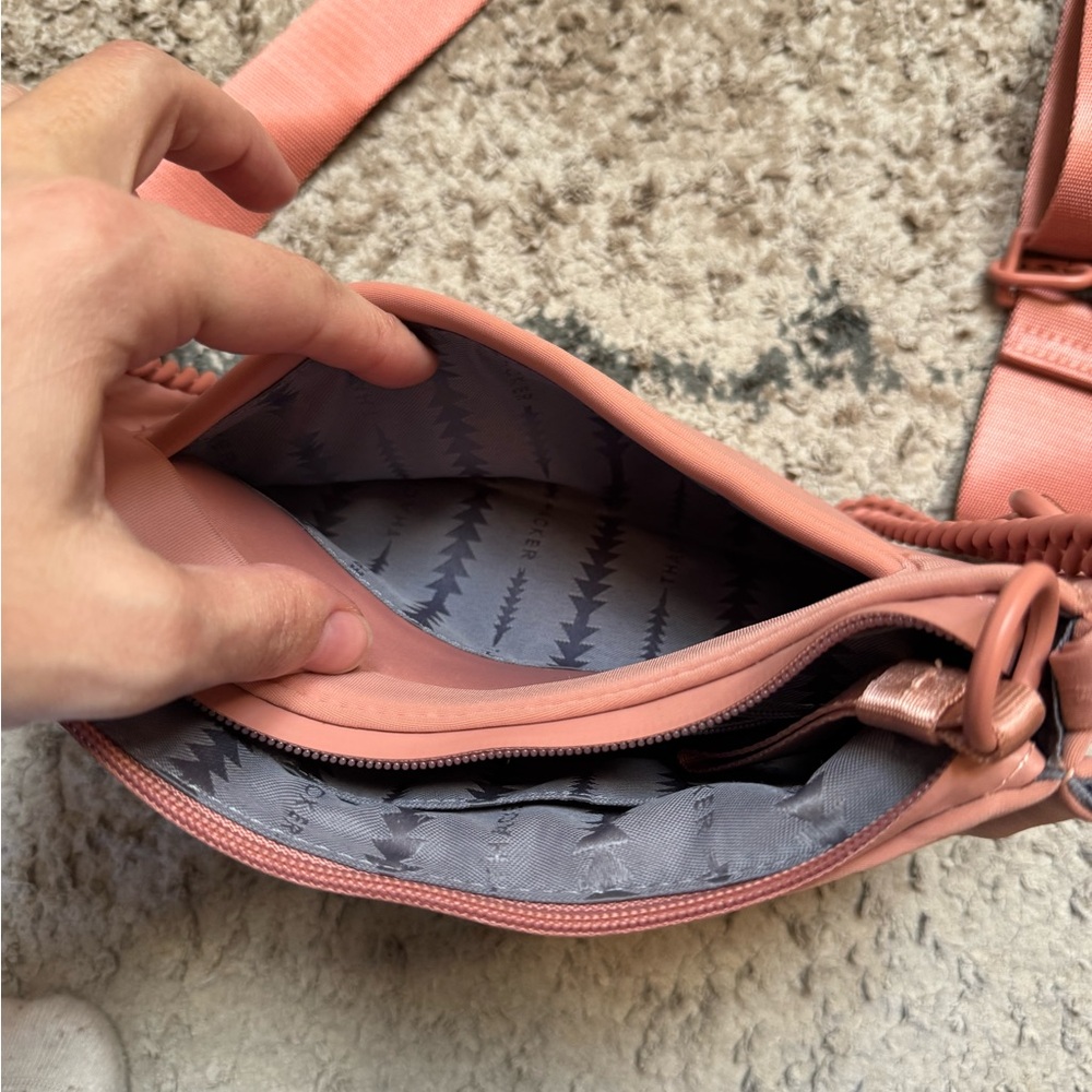 Thacker Purse - image 4